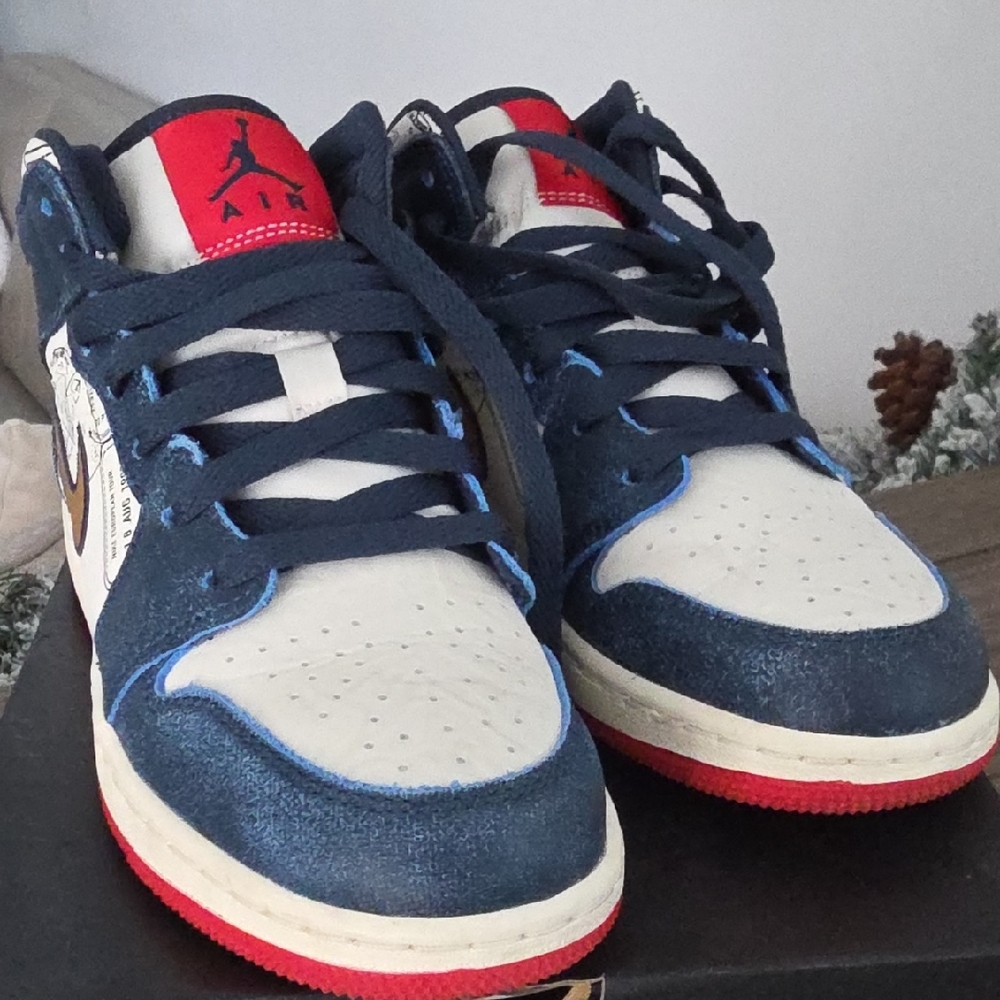 Jordan Kids' Navy and Red Sneakers